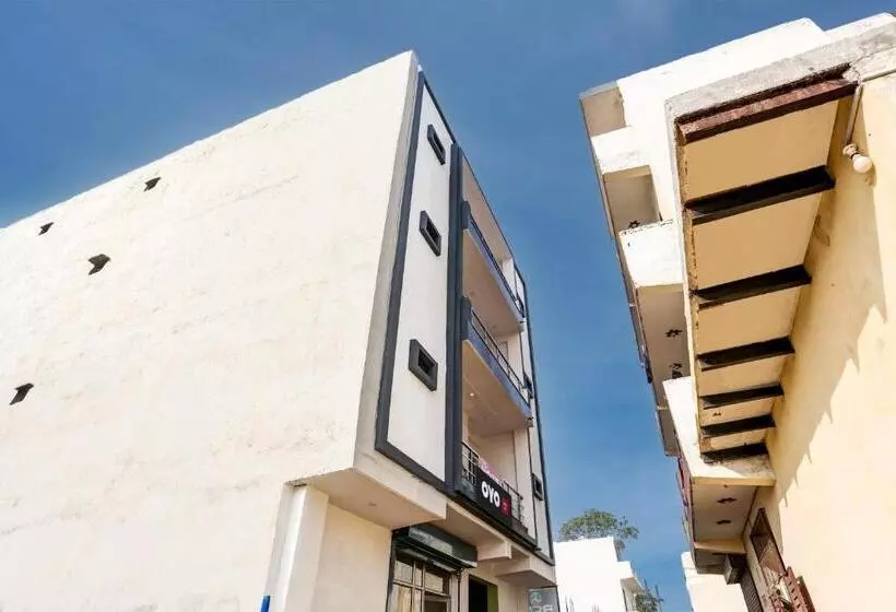 Oyo Hotel H.r