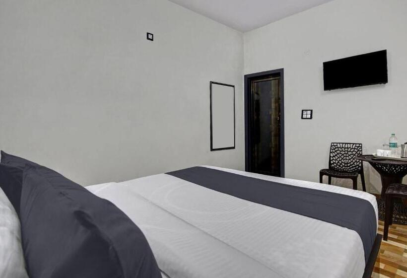 Oyo Hotel Super Dream