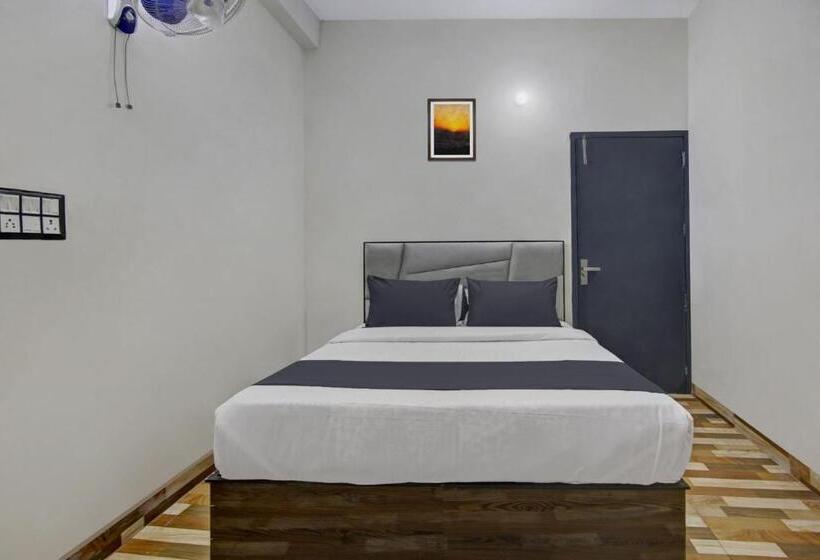 Oyo Hotel Super Dream