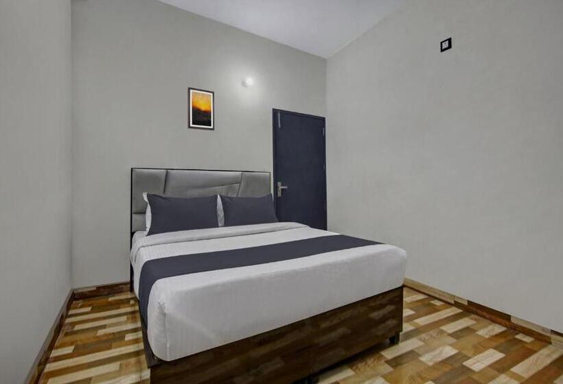 Oyo Hotel Super Dream