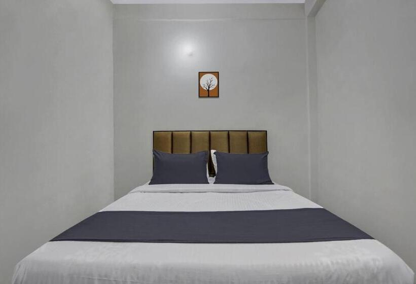 Oyo Hotel Super Dream