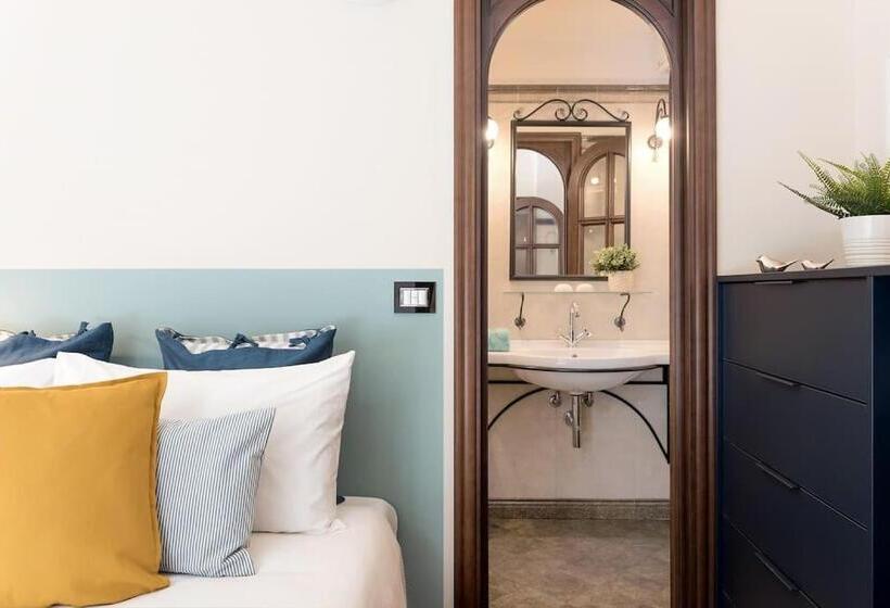 פנסיון Alassio Vayadu  Arabesque