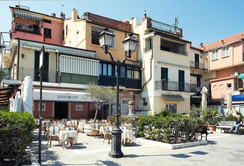 פנסיון Alassio Vayadu  Arabesque