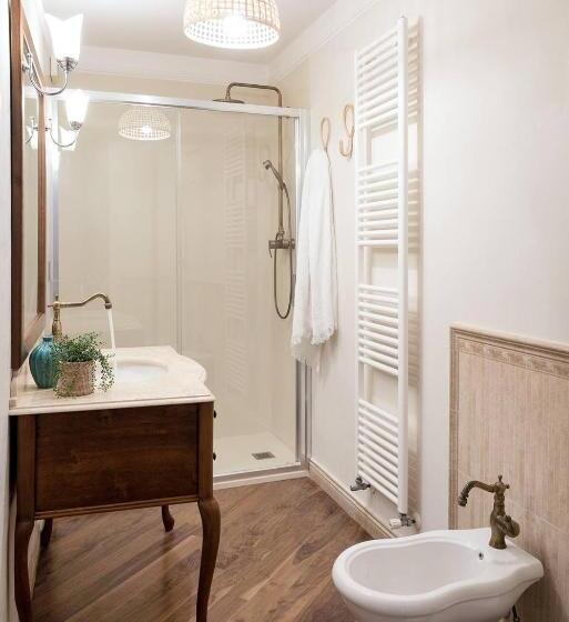 פנסיון Alassio Vayadu  Arabesque