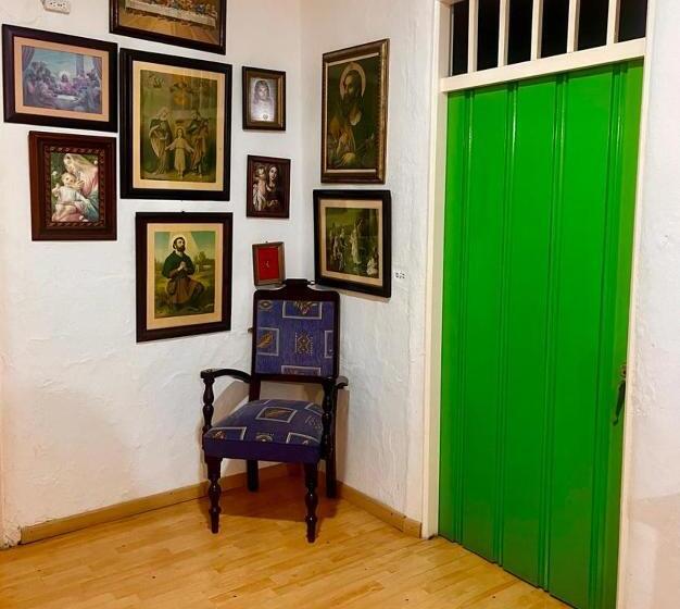 פנסיון Hostal Arbol Cafe Caicedonia