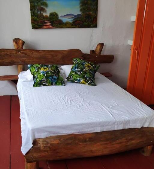 פנסיון Hostal Arbol Cafe Caicedonia