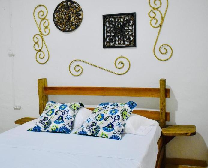 פנסיון Hostal Arbol Cafe Caicedonia