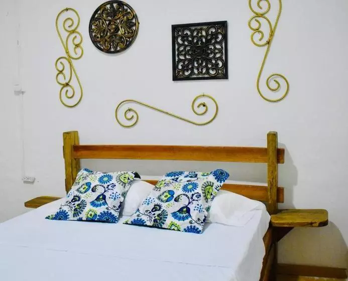 Majatalo Hostal Arbol Cafe Caicedonia