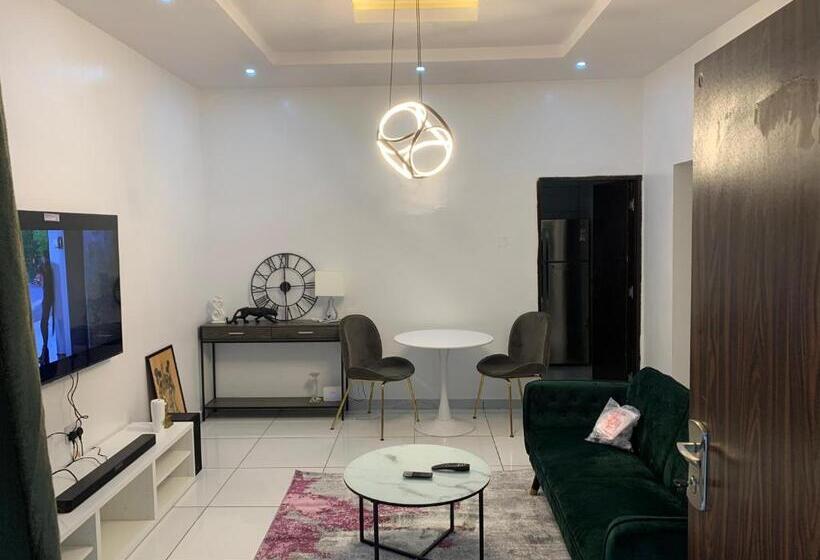 پانسیون Luxury Apartments