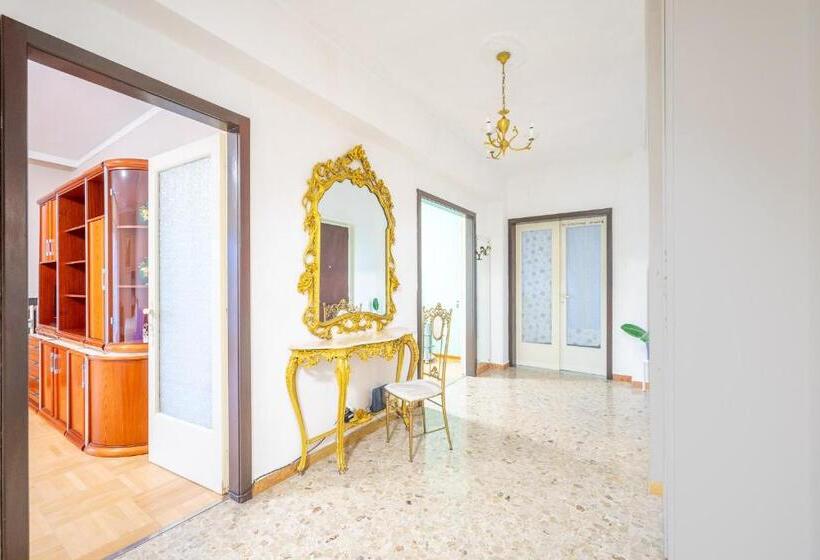 پانسیون Orlando Home