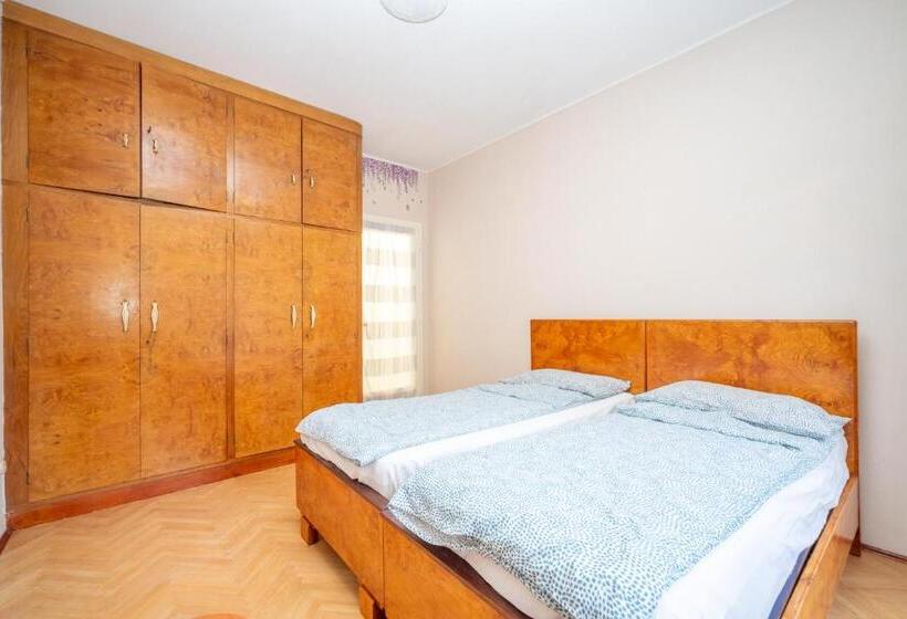 پانسیون Orlando Home