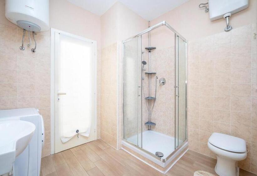 پانسیون Orlando Home