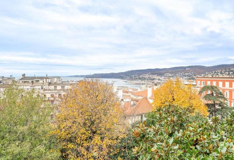 پانسیون Orlando Home