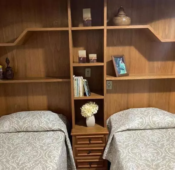 ペンション Quartos Em Casa No Clelia Bernardes
