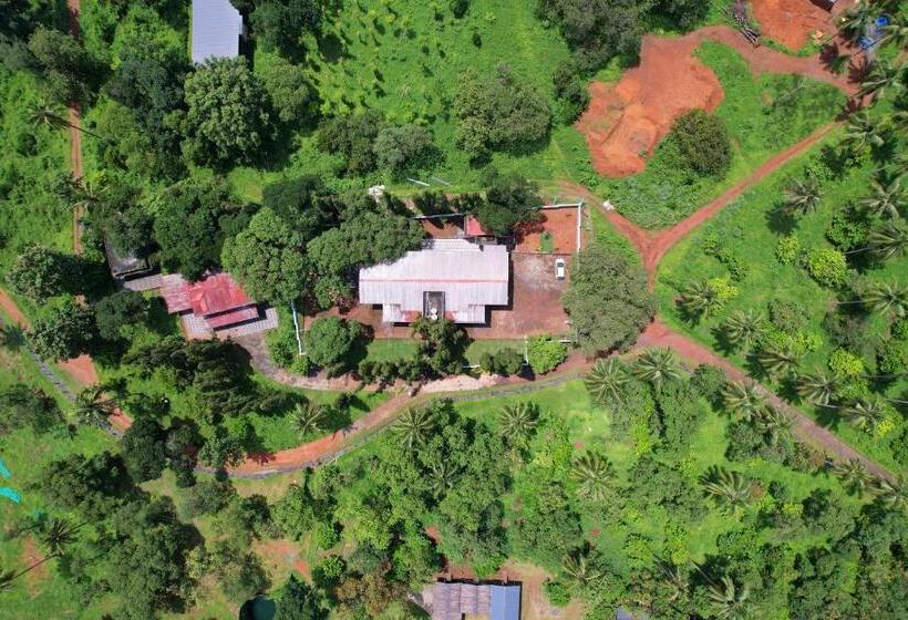 פנסיון The Kannur Club Aralam Guest House