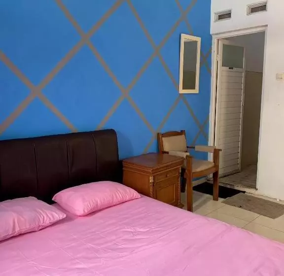 ペンション Villa Erick Batu Dekat Jatimpark 2