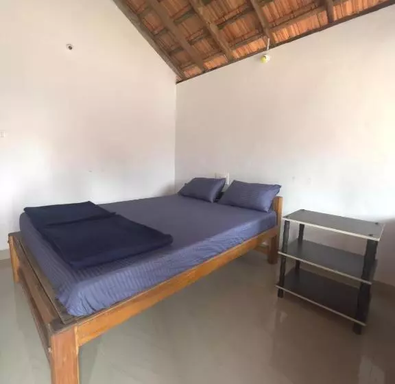 Revibe Beach Hostel Gokarna