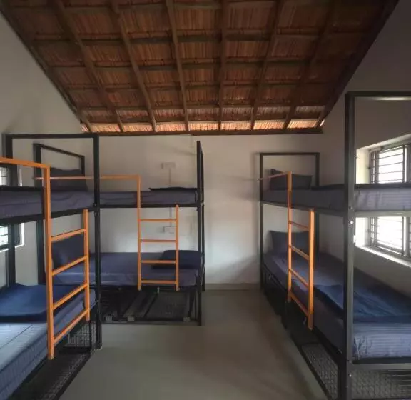 Revibe Beach Hostel Gokarna