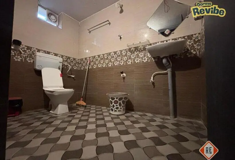 Revibe Beach Hostel Gokarna