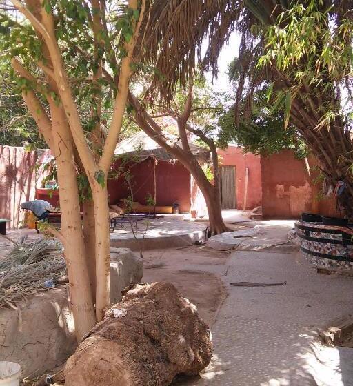 33 0asis Riad Resort