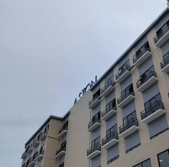 Aston Palu Hotel & Conference Center