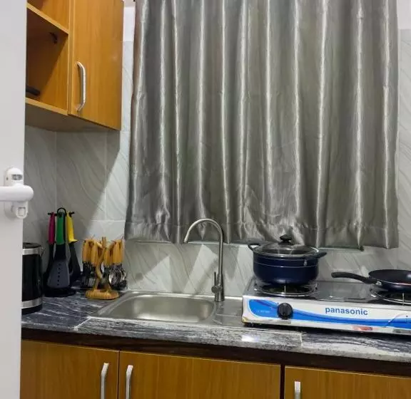 تختخواب و صبحانه Beautiful Single Room Studio Apartment In Ilasan Lekki Magnanimous