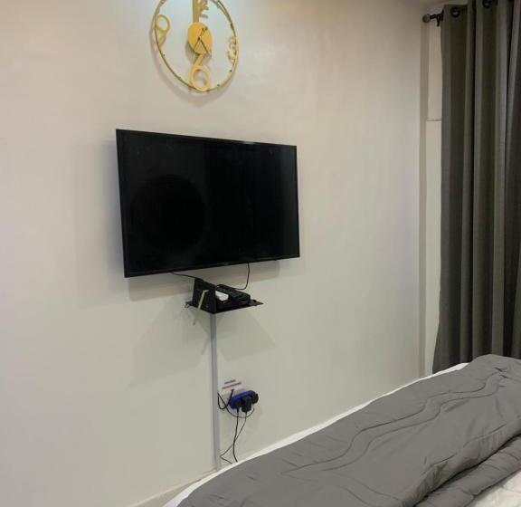 تختخواب و صبحانه Beautiful Single Room Studio Apartment In Ilasan Lekki Magnanimous