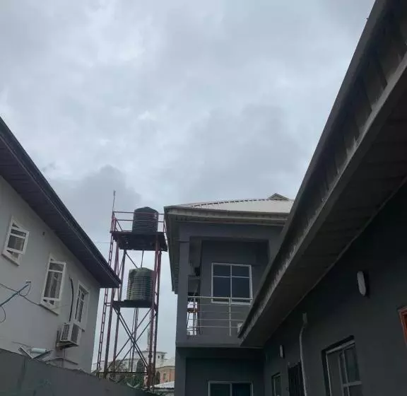 تختخواب و صبحانه Beautiful Single Room Studio Apartment In Ilasan Lekki Magnanimous