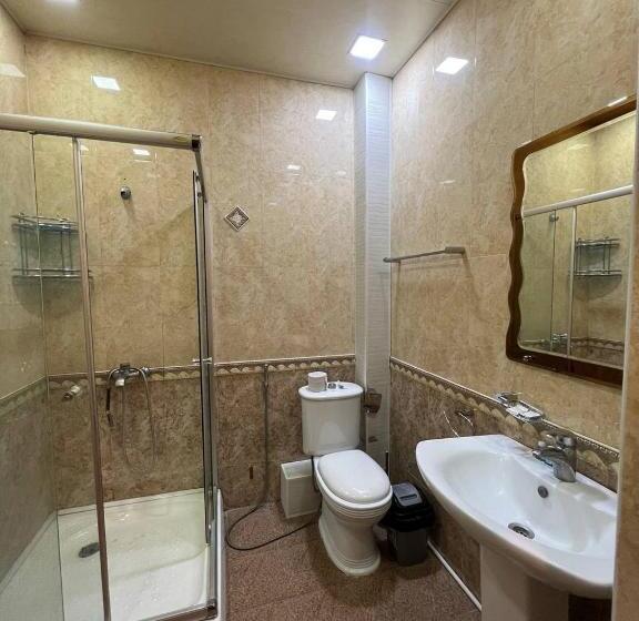 تختخواب و صبحانه Bless