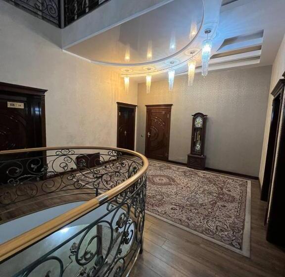 تختخواب و صبحانه Bless