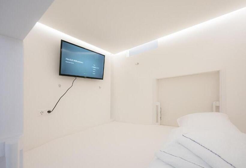 캡슐 호텔 Robin Wood Apartment