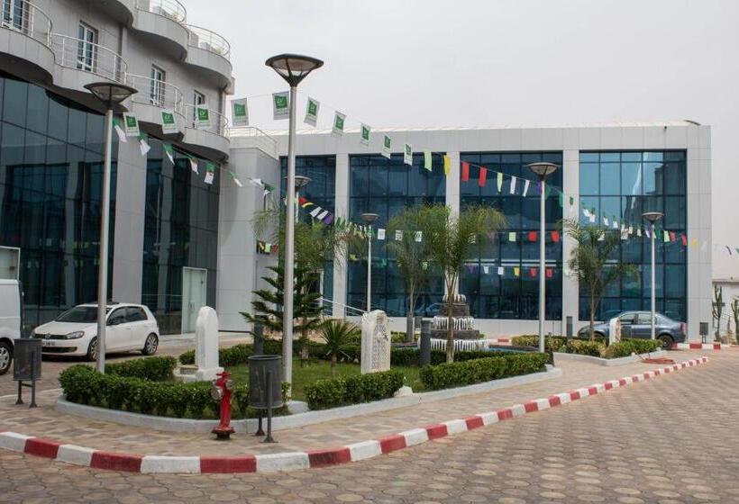 هتل De La Vallée