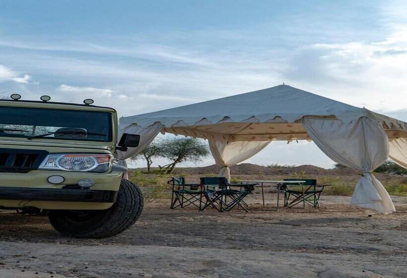 호텔 Desert Trails Khuri