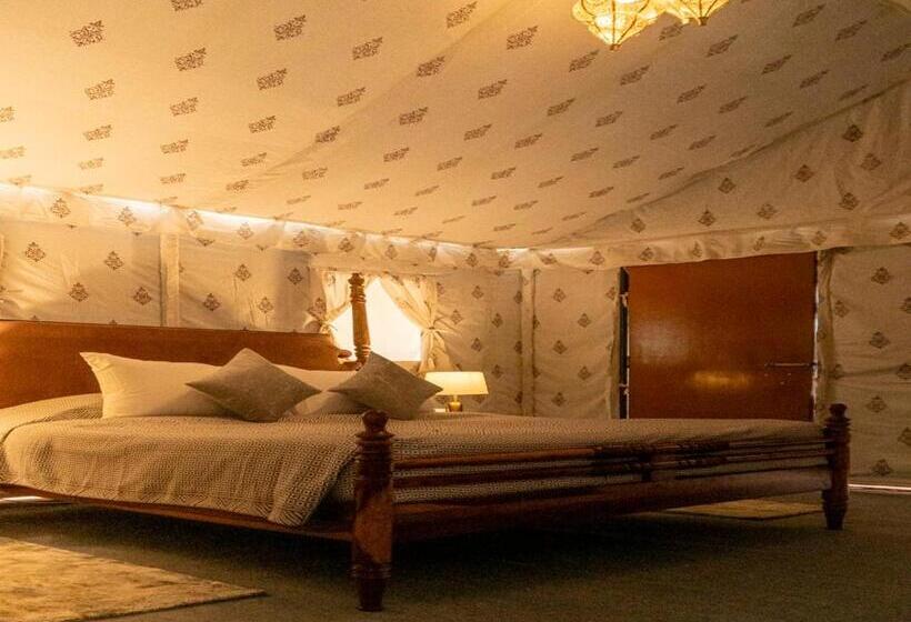 호텔 Desert Trails Khuri