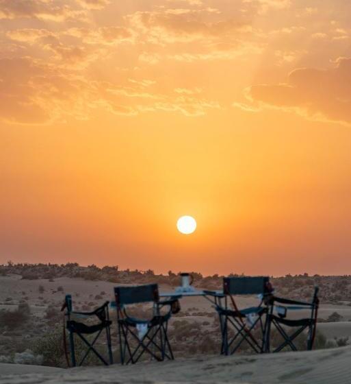 호텔 Desert Trails Khuri