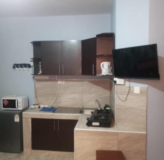 هتل Grayphix Airbnb Mtwapa