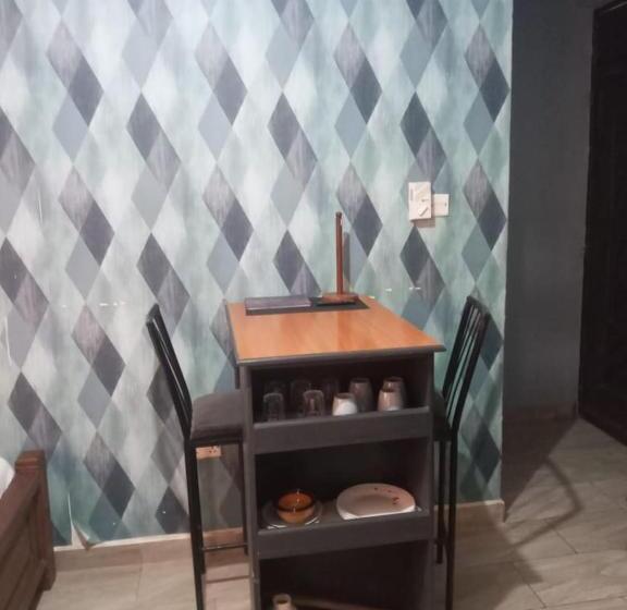 هتل Grayphix Airbnb Mtwapa