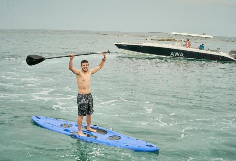 هتل Mangata Beach