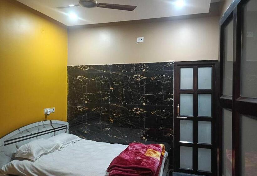 فندق Oyo Ghuto Da