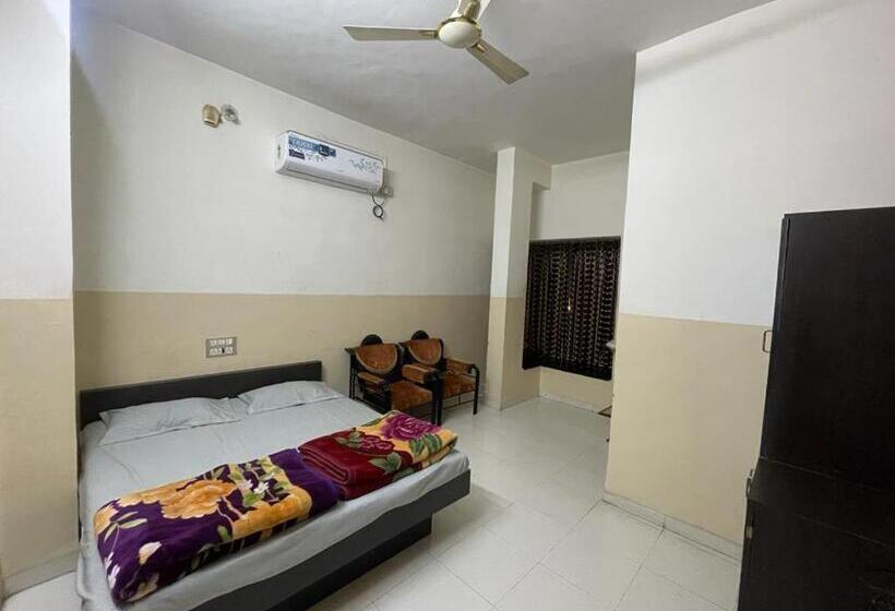 Hotel Samadhan Restaurant And Lodge