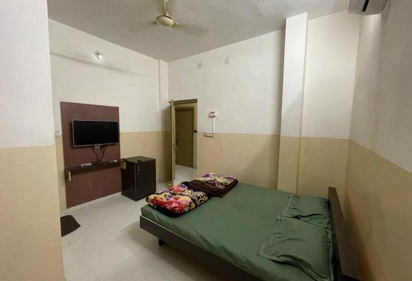 Hotel Samadhan Restaurant And Lodge