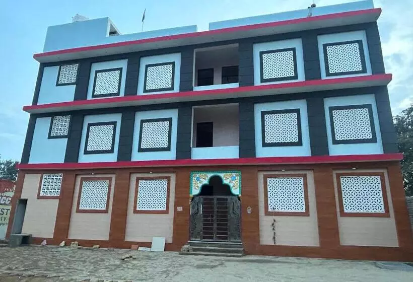 Hotelli Shree Laddo Gopal Dham