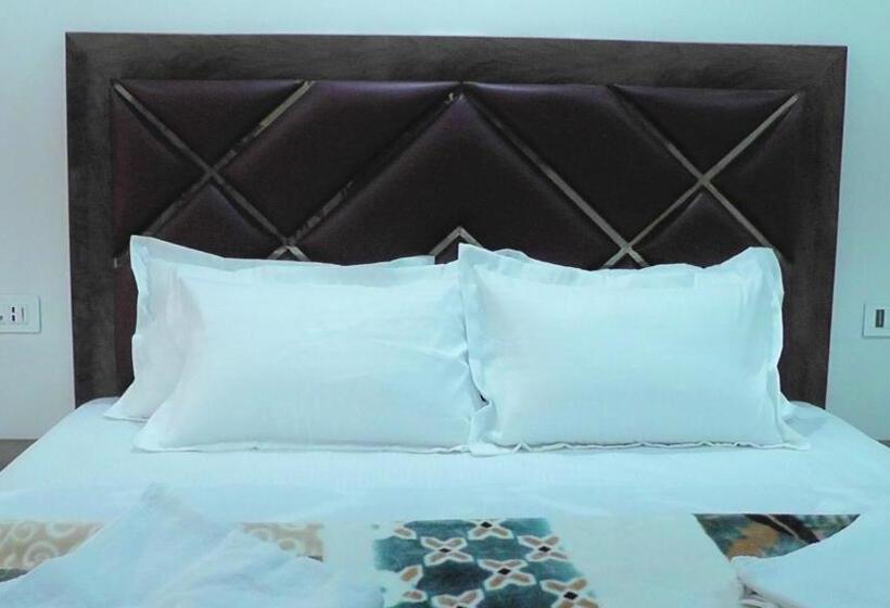 Отель Valley Royal In