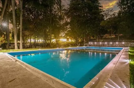 Hotelli Nudista Familiar   Luz De Luna Nude Resort