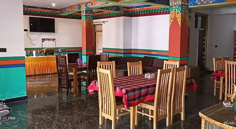 Hotel Khayul