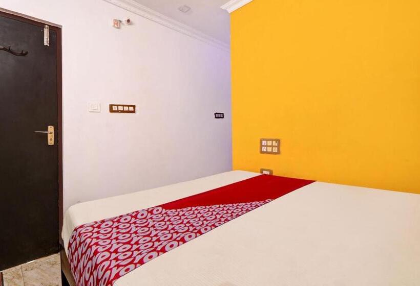 Hotelli Sapthagiri Lodge