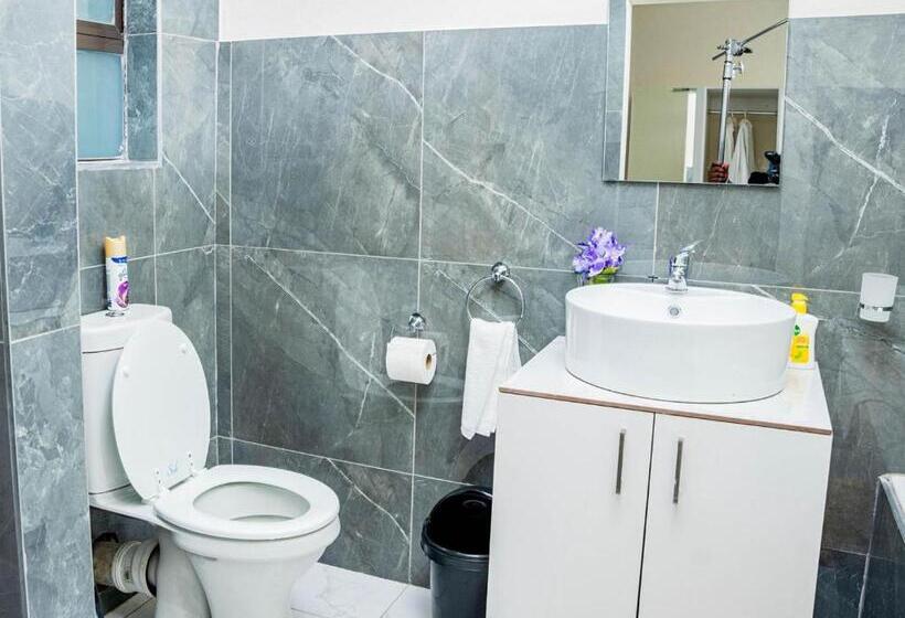 بنسيون Akems Motel