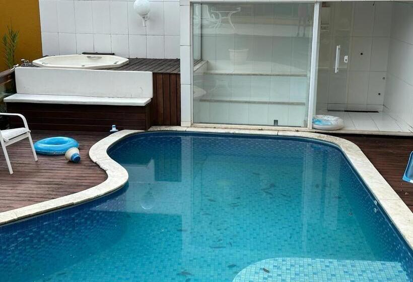 پانسیون Espaço Nilci Costa  Peró