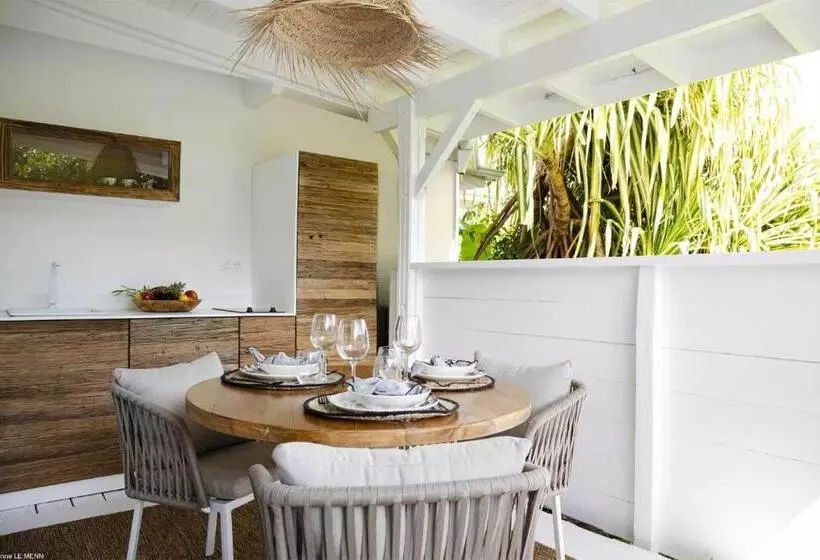 پانسیون Pomme Cannelle   Luxury Suites & Spa