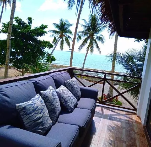 پانسیون Private Beachfront Villa In Siargao